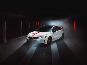 Supporting image for story: Honda reveals new Civic Type R ‘Ultimate Edition’