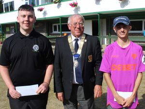 Supporting image for story: Elias and Salvatori are the best of the bowls beginners