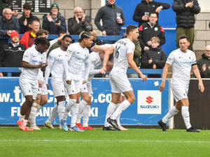 Supporting image for story: Telford analysis: Quality tells in the end battling Bucks are worn down