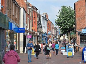 Supporting image for story: Tour guides sought for Oswestry