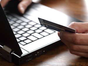 Supporting image for story: Man admits using nearly a dozen stolen bank cards to fleece more than £5,000 from unsuspecting victims across West Midlands and Shropshire