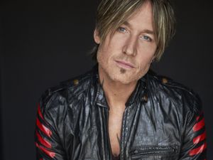 Supporting image for story: Keith Urban to replace Adele in Las Vegas following residency postponement