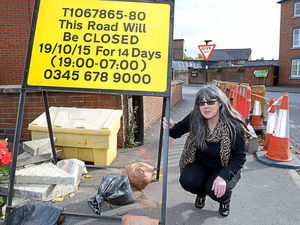 Supporting image for story: 'Misunderstanding' over Ellesmere roadworks keeping visitors away, traders fear