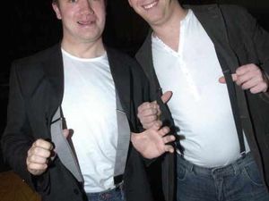 Supporting image for story: Fans turn out to greet legends Chas & Dave