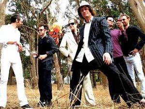 Supporting image for story: Electric Six playing Birmingham