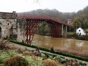 Supporting image for story: Flood barriers being prepared in Ironbridge as forecasts predict a wet Christmas