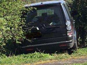 Supporting image for story: Two arrests after A41 Land Rover police chase