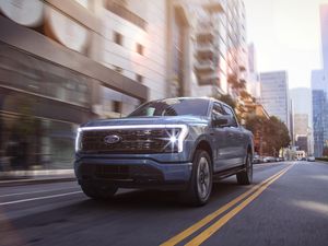 Supporting image for story: The Ford F-150 Lightning is an electric pick-up that can power your home