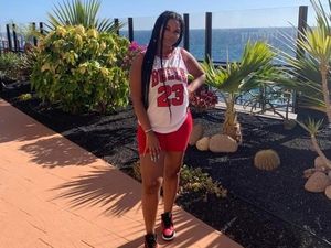 Supporting image for story: Mother urges young people to check symptoms after daughter's death from brain tumour