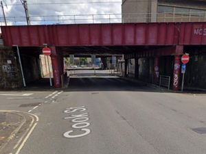 Supporting image for story: Eight injured after bus hits Glasgow bridge