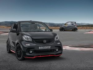 Supporting image for story: Brabus releases limited-edition high-powered 125R