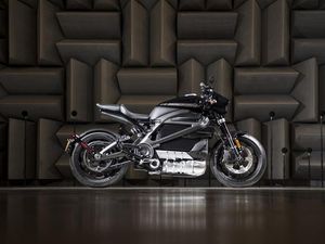 Supporting image for story: Harley Davidson reveals radical new range including electric bike