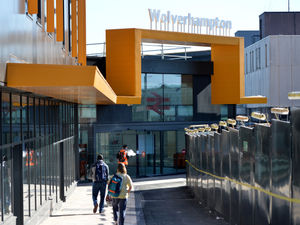 Supporting image for story: Travellers stranded as West Midlands train driver shortage continues