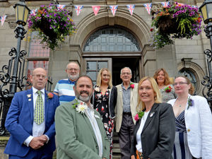 Supporting image for story: Blooming heatwave means frantic watering before judges visit to town