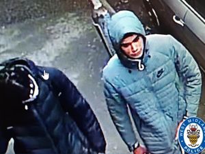 Supporting image for story: Suspects wanted after Wolverhampton knifepoint robbery