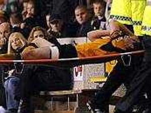 Supporting image for story: Wing woe hits Wolves hopes