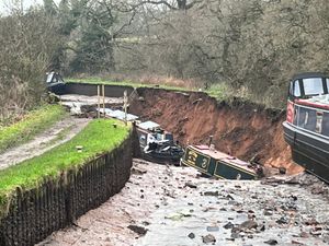 Supporting image for story: Shropshire sinkhole: Canal boat resident tells of miracle escape after boat swallowed by sinkhole in Whitchurch