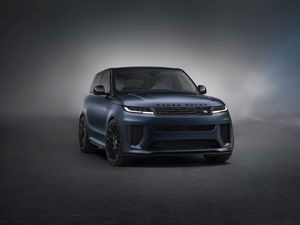 Supporting image for story: Range Rover sharpens the Sport SV experience with new Edition Two