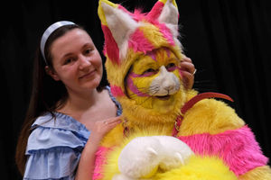 Alice Wobbly played by Sasha Taylor and her friend Chester the cat played by Ann Lloyd. Image by Andy Compton