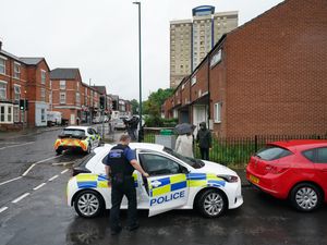 Supporting image for story: Mother and daughter found dead months after 999 call ‘missed opportunity’