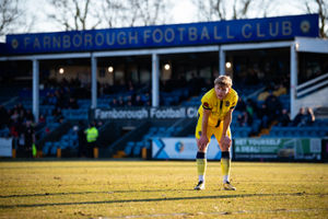 Stuttle was reduced to just six league appearances for Aldershot Town during the first half of 2024-25. (Image by Dave Vokes)