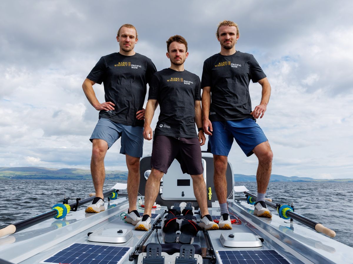 Maclean brothers due to arrive in Australia after 139 days of non-stop rowing