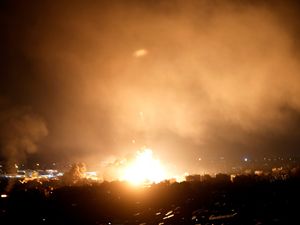 Supporting image for story: Israeli air strikes rock suburbs of Beirut and cut off key crossing into Syria