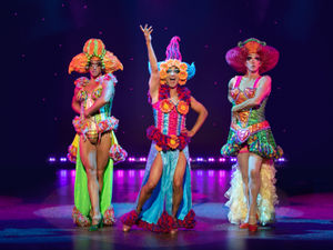 Supporting image for story: Hot Stuff! Strictly winner Joe McFadden ready to hop on bus to Birmingham for Priscilla Queen of the Desert