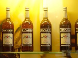 Supporting image for story: Pastis-maker Pernod Ricard scraps sponsorship of PSG after protests in Marseille