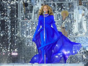 Supporting image for story: Beyonce’s mother rebuffs accusations singer ‘lightened skin’ for film premiere