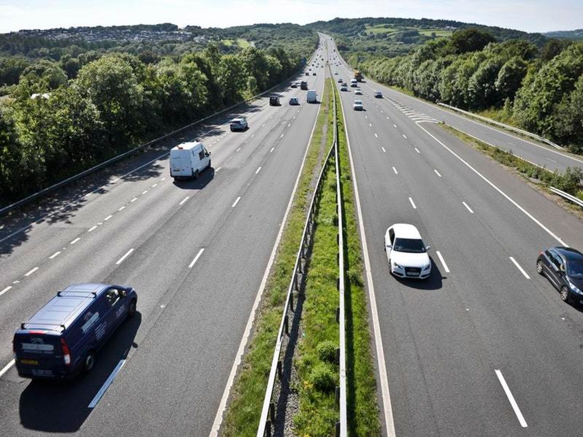 Delays on motorway between Quinton and Langley after earlier incident