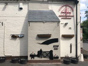 Supporting image for story: Pub displays new sculpture to thank to key workers
