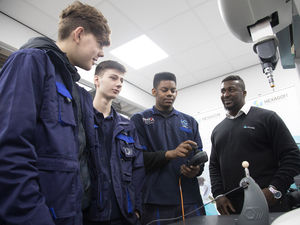 Supporting image for story: Survey reveals manufacturers are backing apprenticeships despite Brexit uncertainty