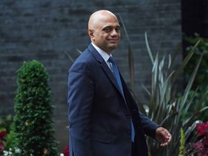 Supporting image for story: Covid-19: Booster jabs for millions to be rolled out from next week