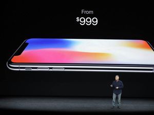 Supporting image for story: Here’s why buying the iPhone X could come with a free trip to New York