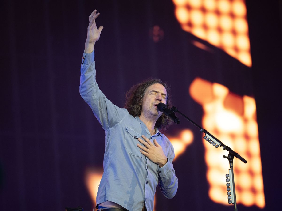 Snow Patrol frontman donates £20k to soup kitchen Snow Patrol frontman donates £20k to soup kitchen