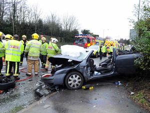 Supporting image for story: Three injured as cars collide in Wolverhampton