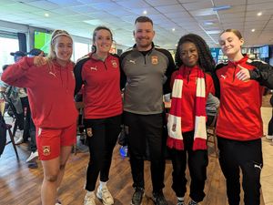 Supporting image for story: Glassgirls up for the fight against Wolves