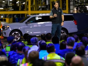 Supporting image for story: Ford pulls guidance as it expects 1.5 billion dollar hit from tariffs this year