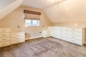 Newlandywood upstairs