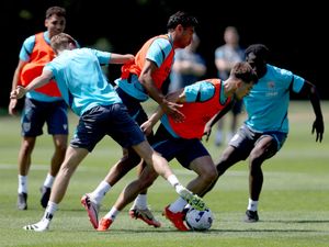 Supporting image for story: No concerns about West Brom midfielder's absence after 'blowing tests away'