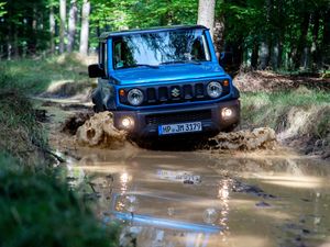 Supporting image for story: Suzuki Jimny goes back on sale in the UK as light commercial vehicle