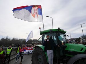 Supporting image for story: Serbian farmers join striking university students’ traffic blockade in Belgrade