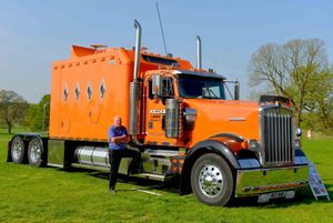 Mervyn Gibbins from Gloucester with a 1997 Kenworth W900L from USA