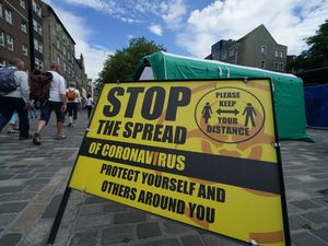 Supporting image for story: Omicron could be dominant strain in UK by mid-December, experts warn