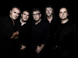 Supporting image for story: 10cc to play Bilston's Robin 2