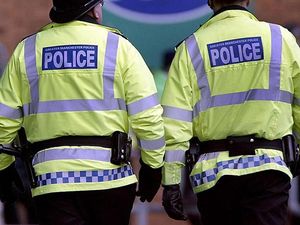 Supporting image for story: Almost 800 shoplifting offences a day go unsolved, study shows