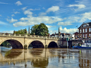 Supporting image for story: Gridlock in Shrewsbury as man rescued from River Severn