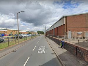 Supporting image for story: Engineers working to repair Oldbury water leak amid traffic chaos