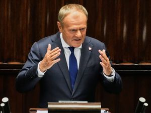 Supporting image for story: Polish PM Donald Tusk survives vote of confidence as he bids to reassert control